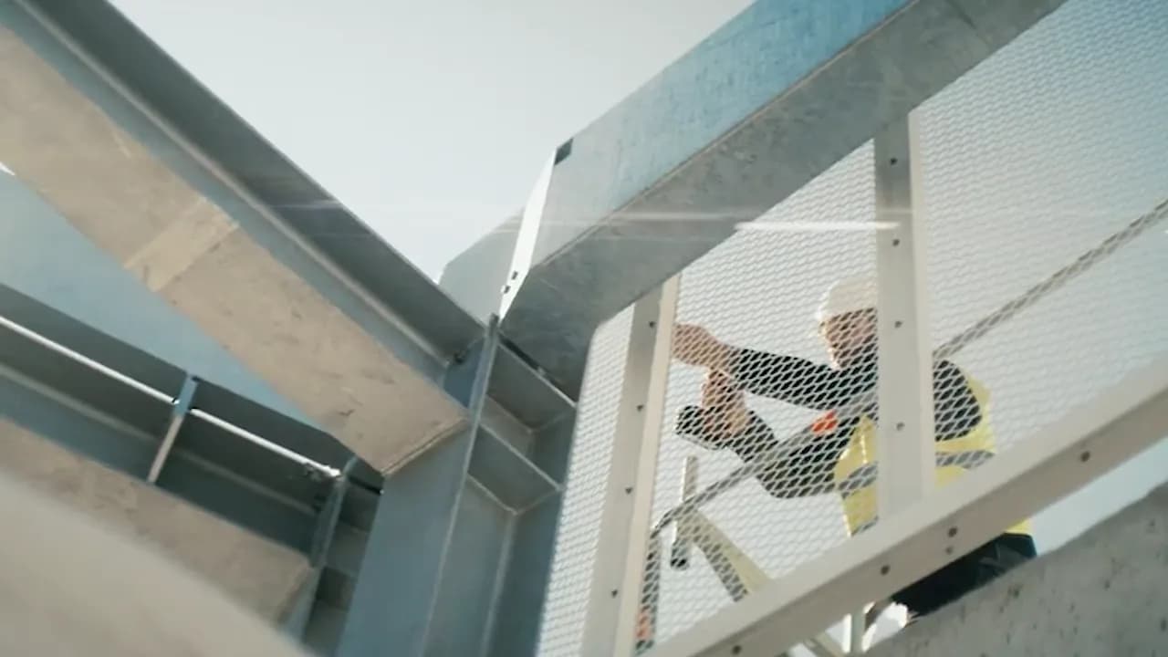 Montage auf dem Großprojekt: Praxisphase im dualen Studium Fassadentechnik