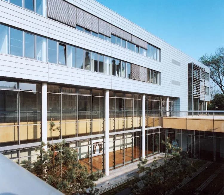Fachhochschule