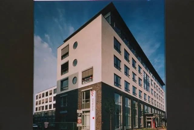 Geschäftshaus Becken