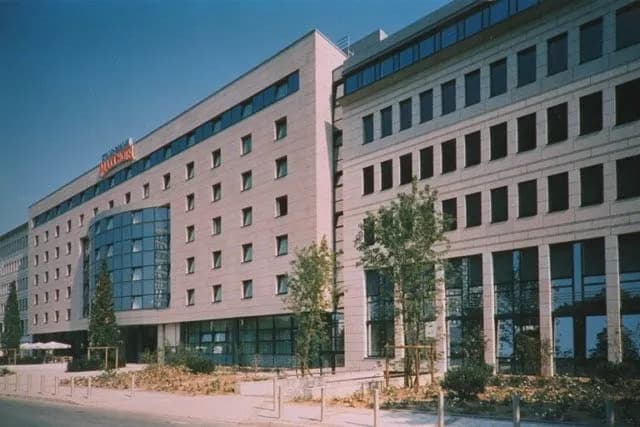 Maxx Hotel