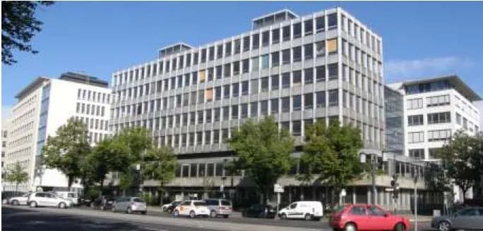 Charlottenburger R&D-Zentrum Berlin Fassade Feldhaus – Beitragsbild