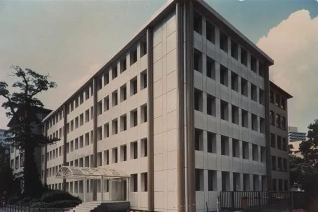 Bürogebäude Theobald Frankfurt Fassade Feldhaus – Beitragsbild