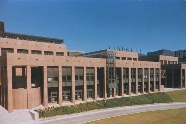 Europäischer Gerichtshof I Luxemburg Fassade Feldhaus – Beitragsbild