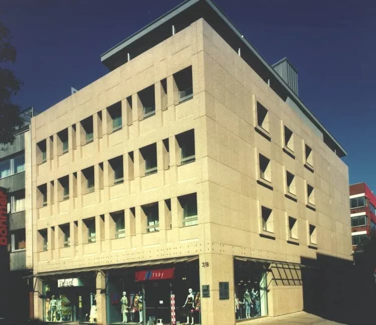 Geschäftshaus Ludgeristraße Muenster Fassade Feldhaus – Beitragsbild