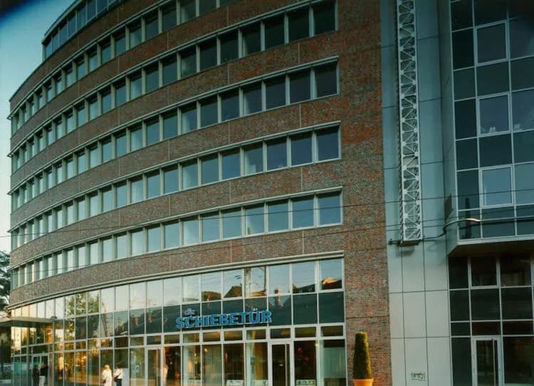 Quartier an der Museumsinsel Berlin Fassade Feldhaus – Beitragsbild