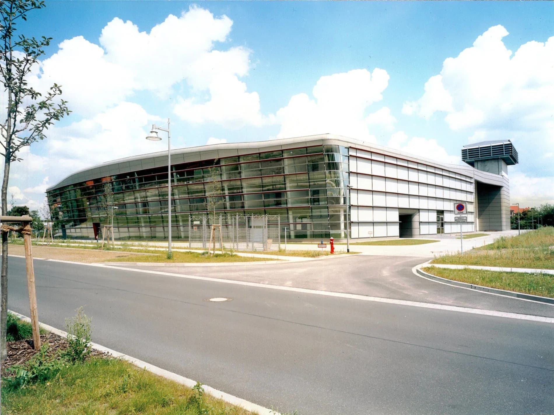 Technologiezentrum für Luft und Raumfahrt Wildau Fassade Feldhaus – Beitragsbild